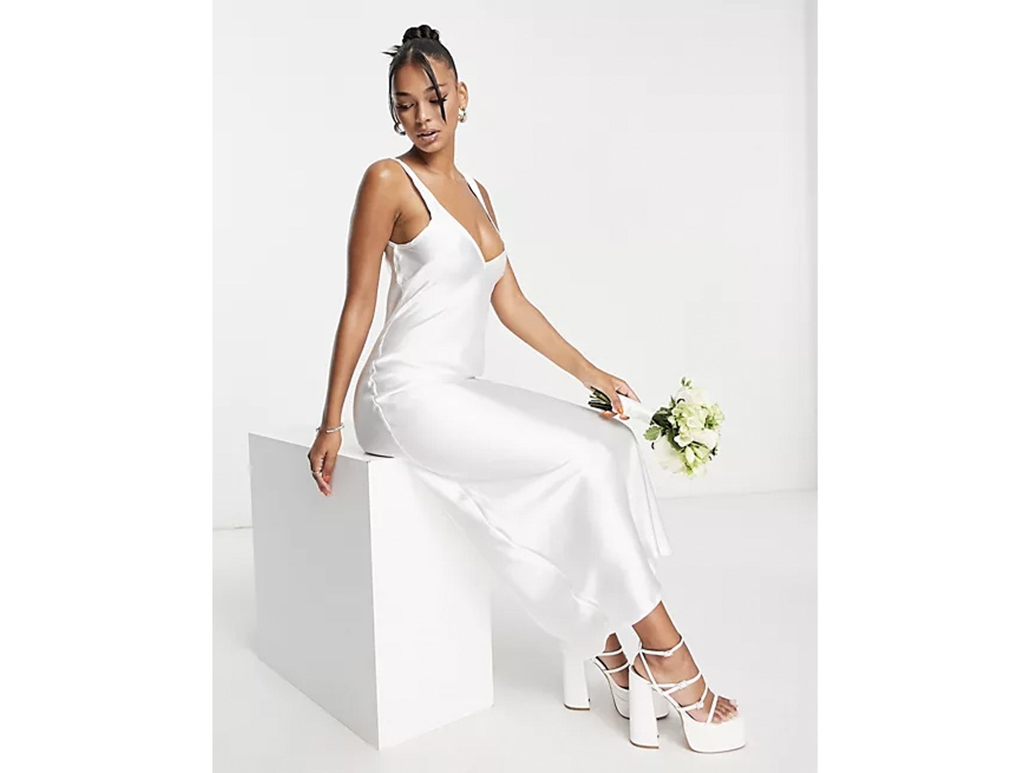 Zara satin 2025 white dress